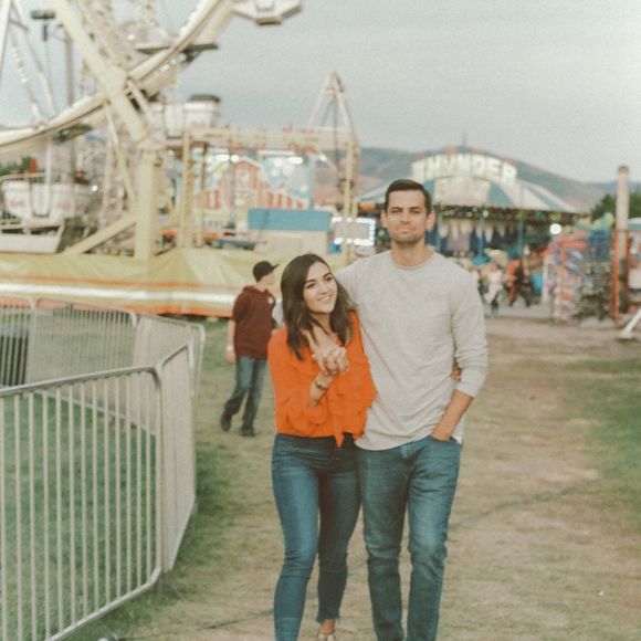 Meet your Posher, Rachel - Picture 1 of 1